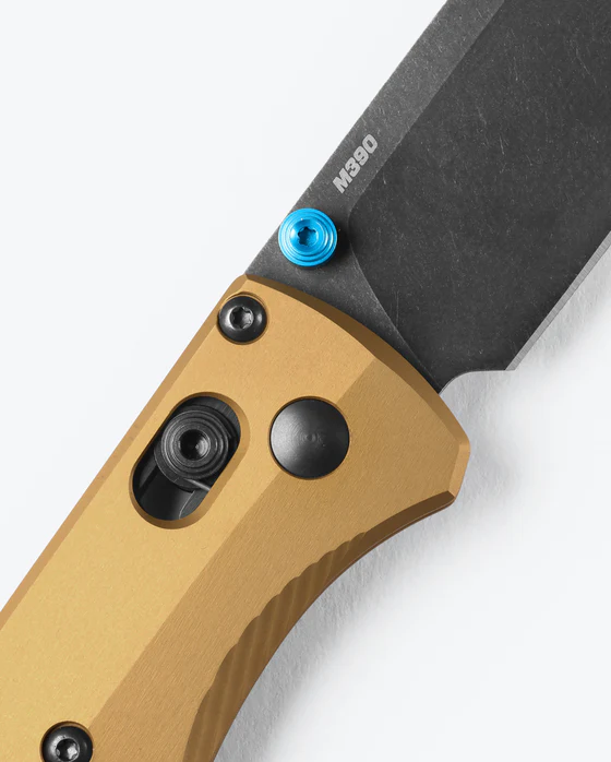 Benchmade Bugout® | Burnt Brass Aluminum